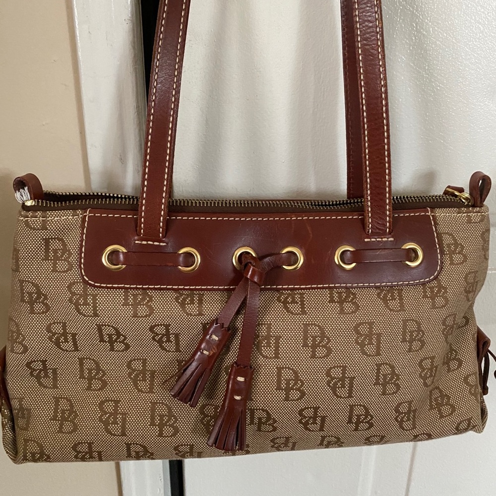 A classic Dooney and Bourke purse